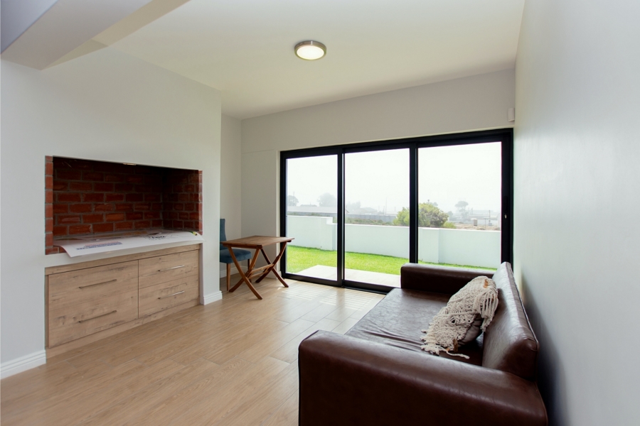 3 Bedroom Property for Sale in Steenbergs Cove Western Cape